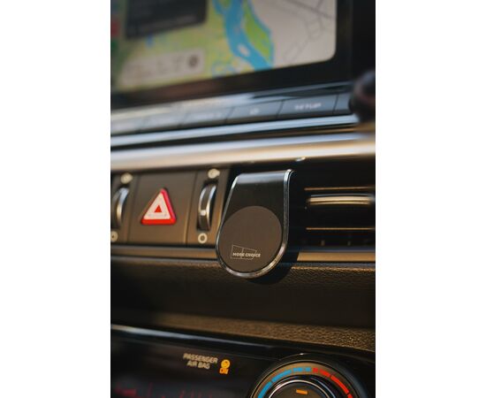  Держатель авто магнитный More Choice C04 (Black) 